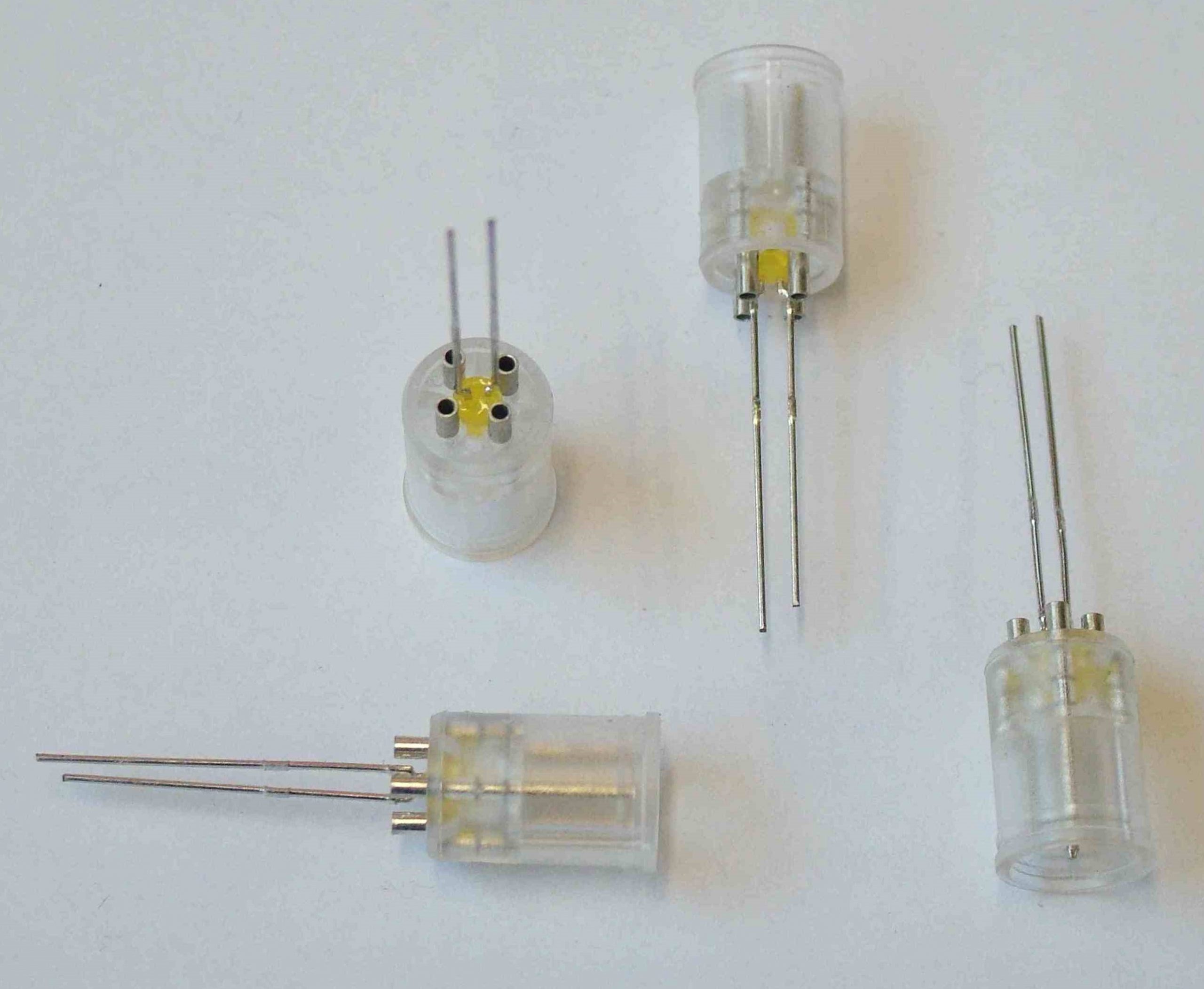 Rundsteckverbinder mit Schraubanschluss M12