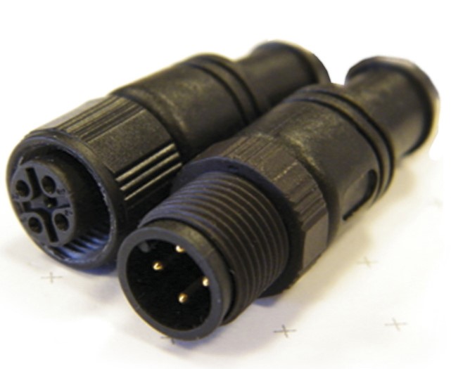 M8 Einbausteckverbinder 